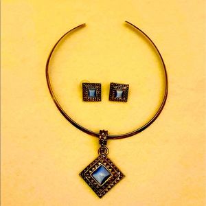 Vintage high quality choker and earrings set.
